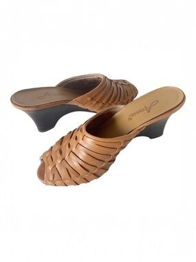 Annie Womens Open Toe Tan Leather Wedge Sandals Style 15041 Size 7 Narrow